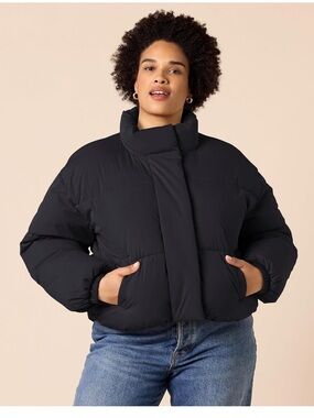 Amazon Essentials Women's Cropped Full-Zip Puffer Jacket